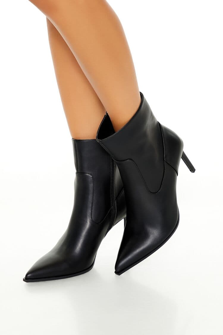 Topuklu Sivri Burun Bot