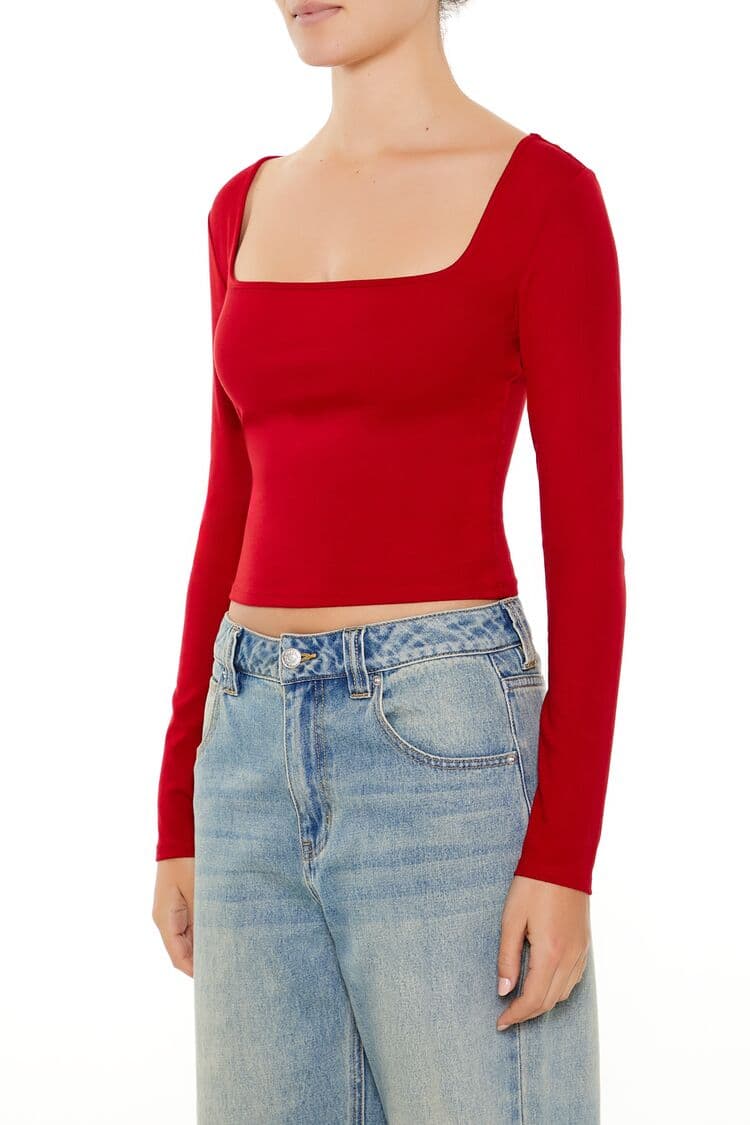 Kare Yaka Uzun Kollu Tişört