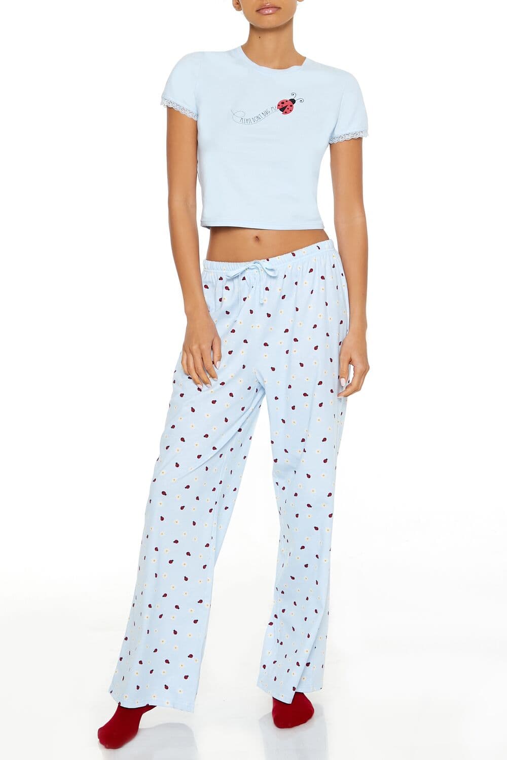 Uğur Böceği Desenli Tişört ve Alt Pijama Takımı